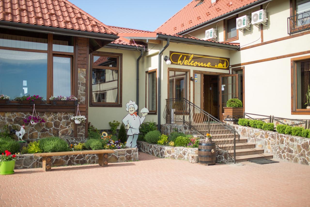 Hotel & Restaurant Complex Hap-Ok Brodki Esterno foto